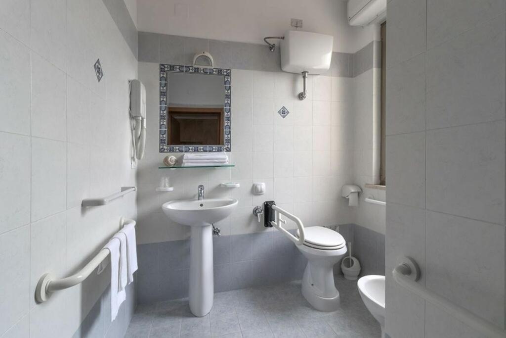 Hotel Corallo Giulianova Luaran gambar